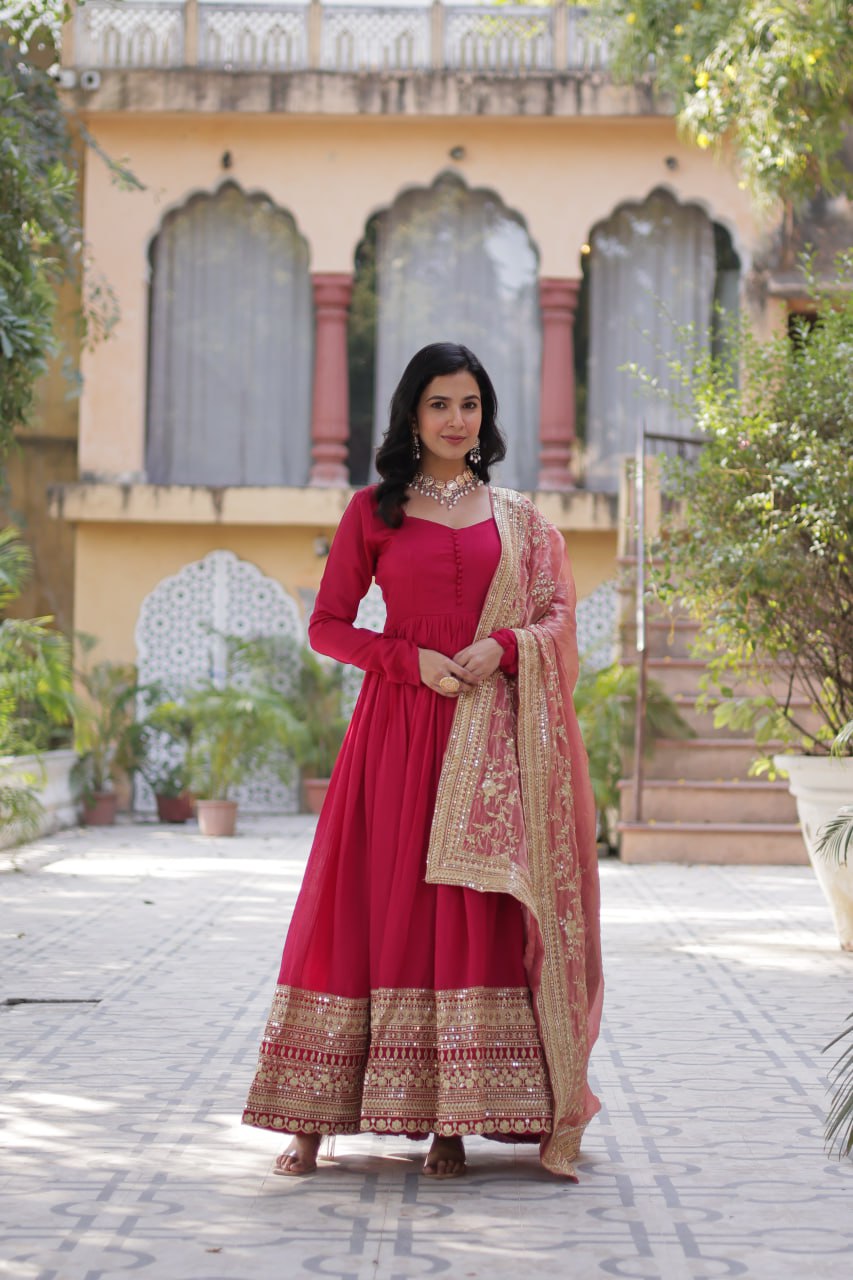 Elegant Anarkali Suit – Timeless Grace & Royal Charm