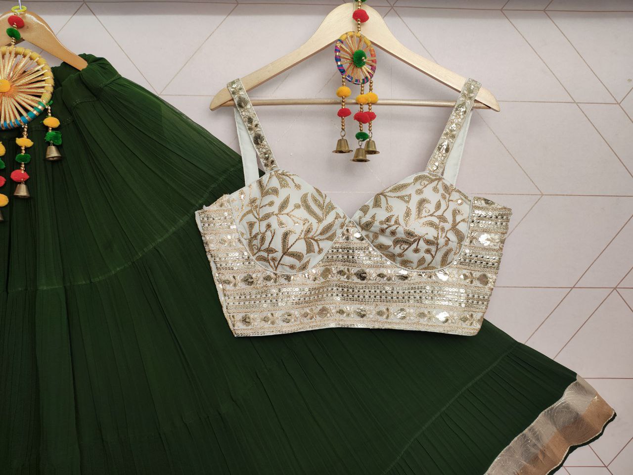 Elegant Festive Lehenga Choli Set for Navratri Nights