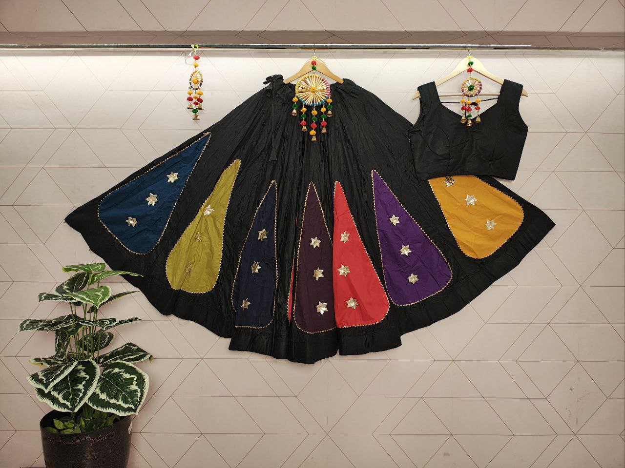 Royal Look Navratri Lehenga Choli for Women