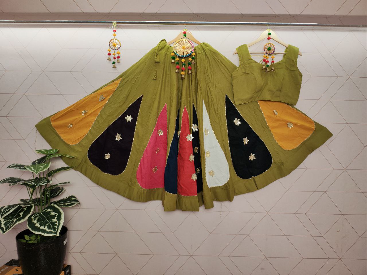 Royal Look Navratri Lehenga Choli for Women