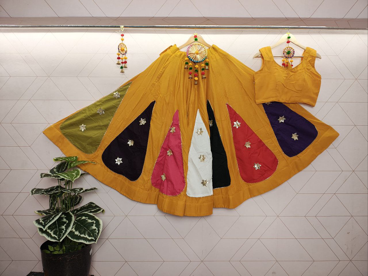 Royal Look Navratri Lehenga Choli for Women