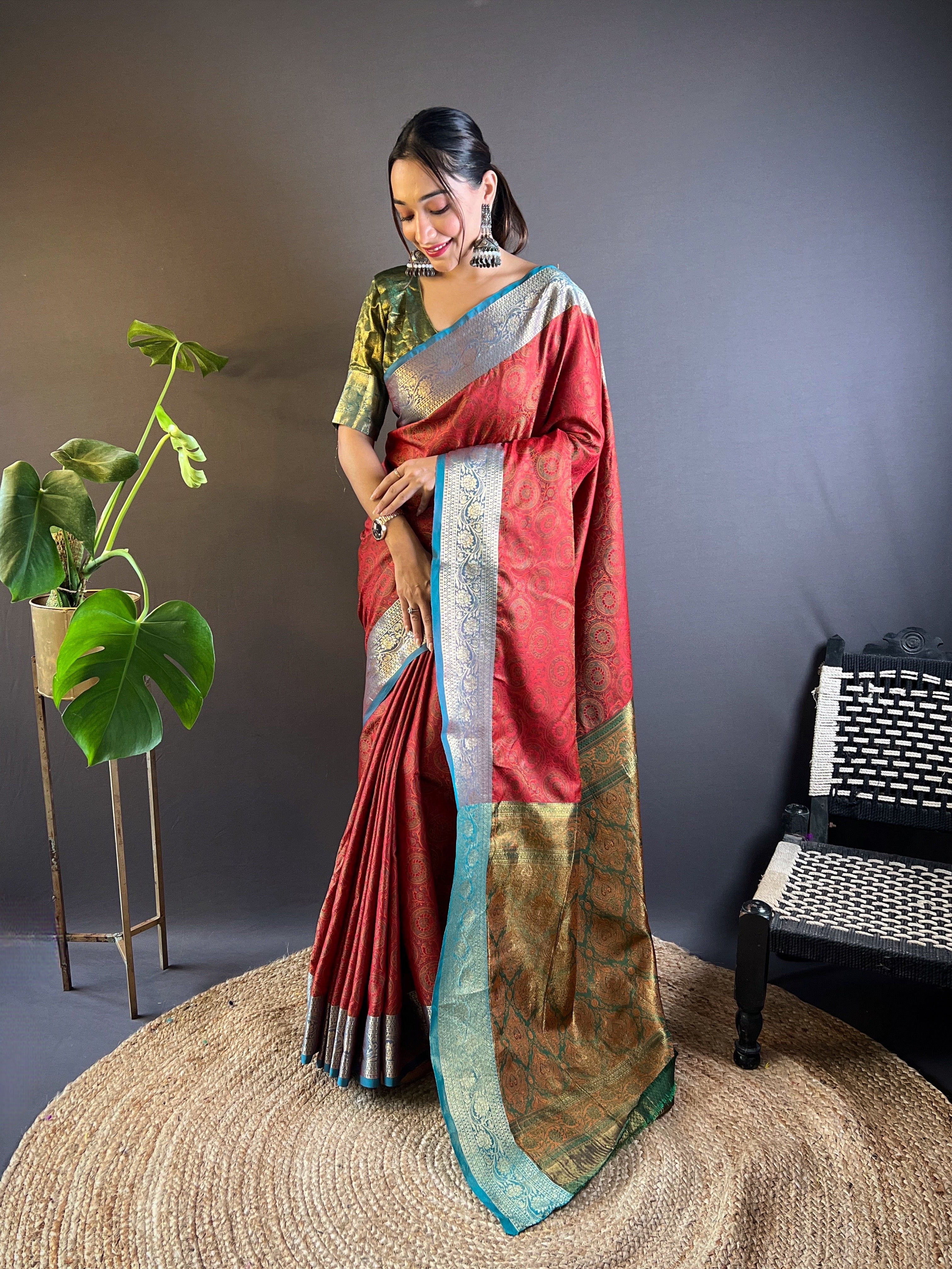 NEW ARRIVALS saare