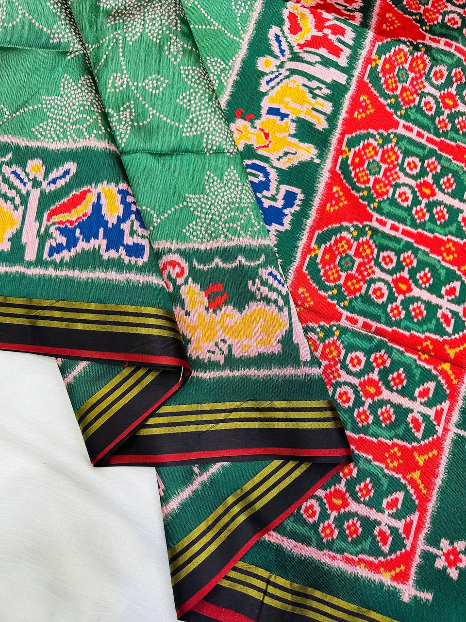 Premium Patola Silk Saree 😍