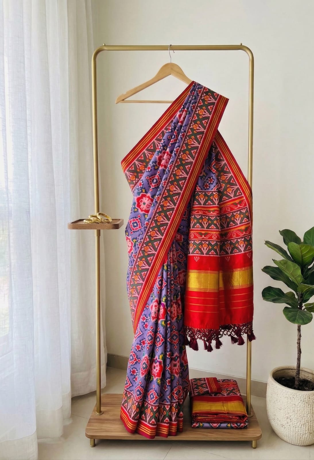 Trending Pathan Patola Saree for Wedding & Party Wear