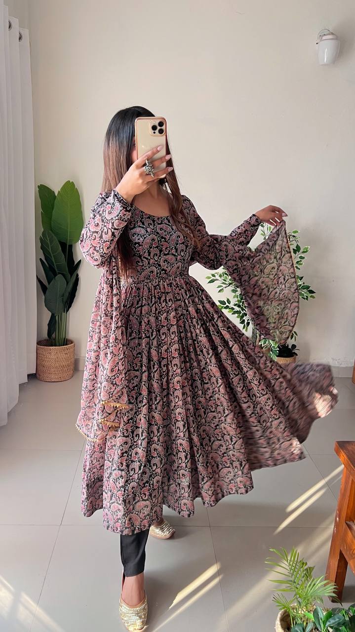 Alluring Kalamkari Anarkali Suit