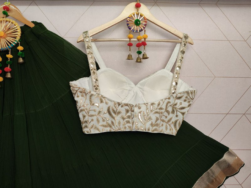 Elegant Festive Lehenga Choli Set for Navratri Nights